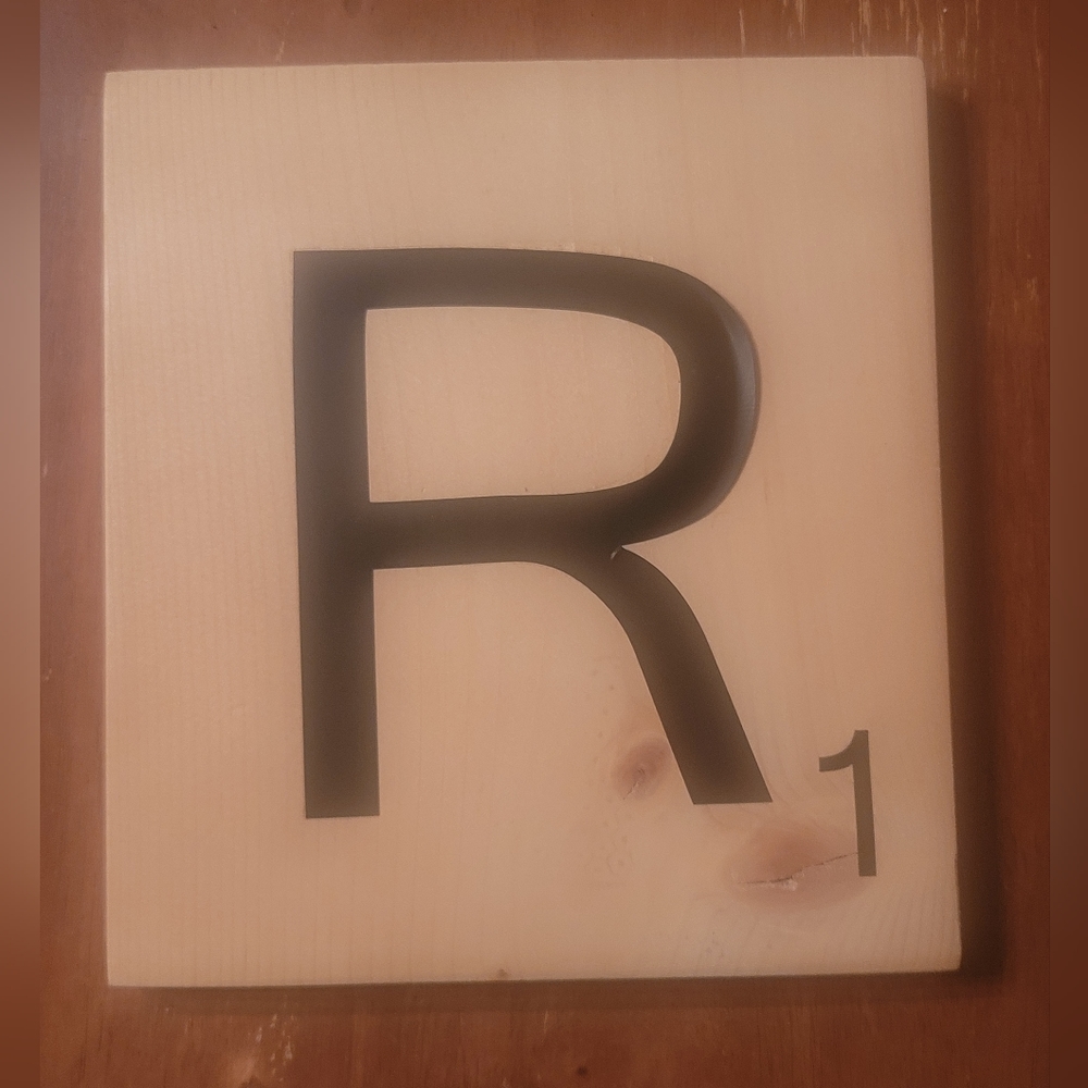 Brand New Scrabble style Letter R